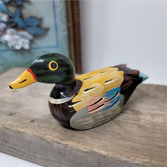 Small Hand Painted Vintage Duck Figurine - Picture 7 of 8